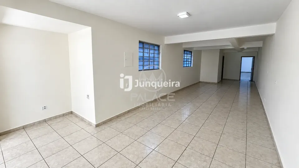 IMÓVEL COMERCIAL PARA ALUGAR / SANTA TEREZINHA